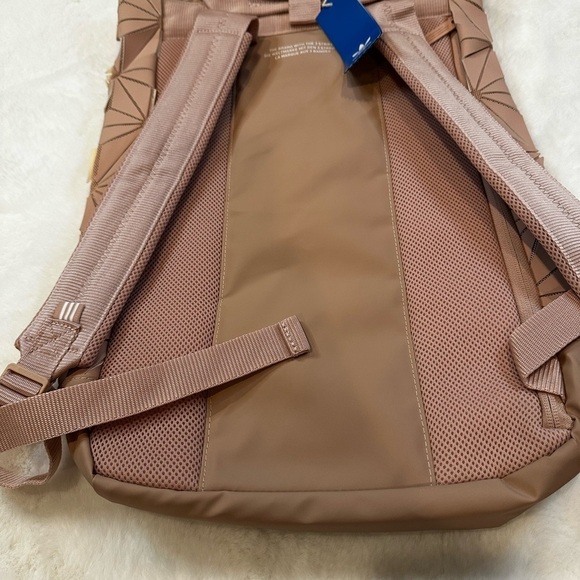 Adidas Beige dusty pink 3D Pattern Backpack brand new with tag main image 10